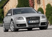 2006 Audi S8